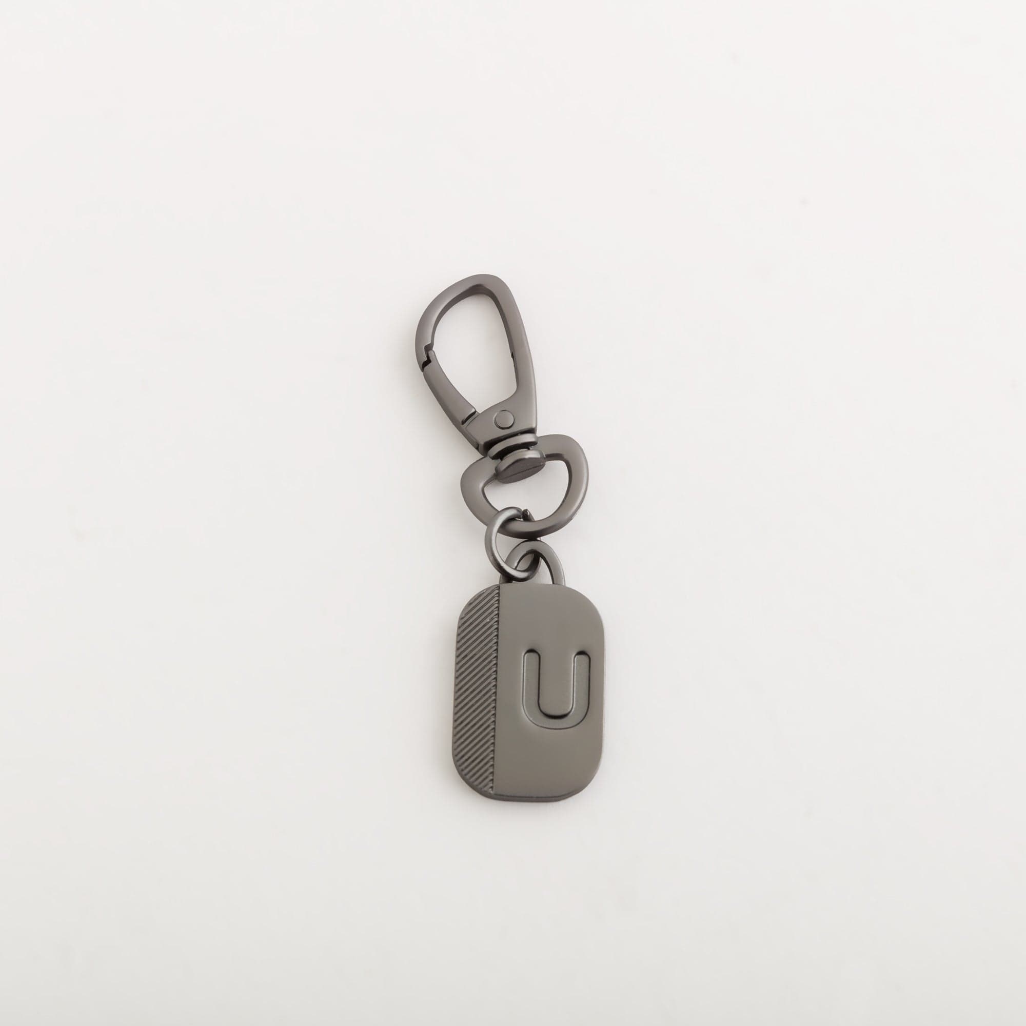 Charm - Men's letter pendant